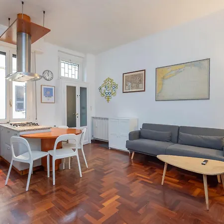 Apartamento Xenia - Charming Three-room Milão