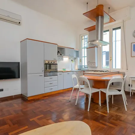 Apartamento Xenia - Charming Three-room