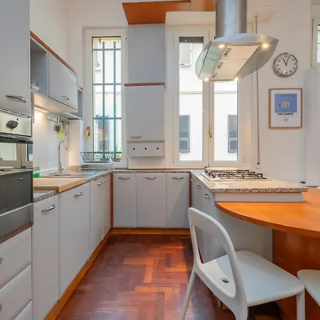 Xenia - Charming Three-room * Milão